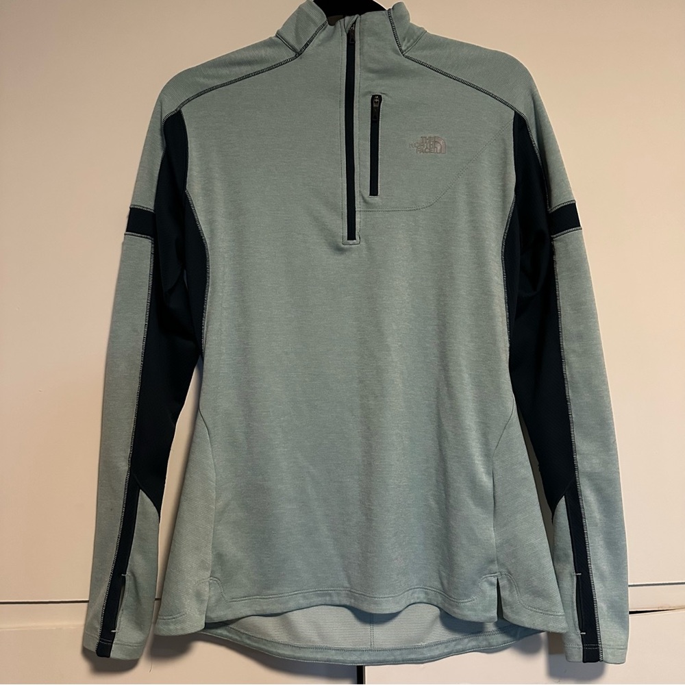 North Face Impulse Quarter Zip Pullover (Medium)